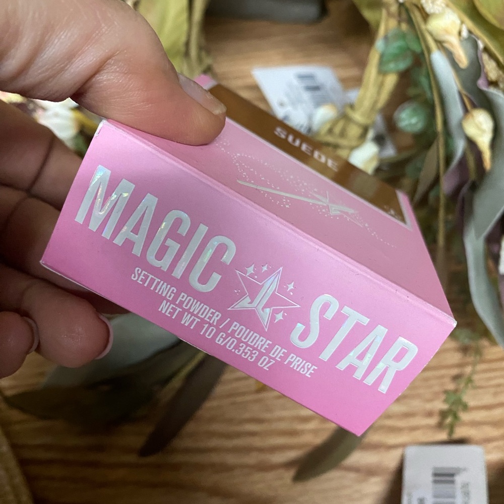 Magic Star Setting Powder / Suede - Picture 1 of 2